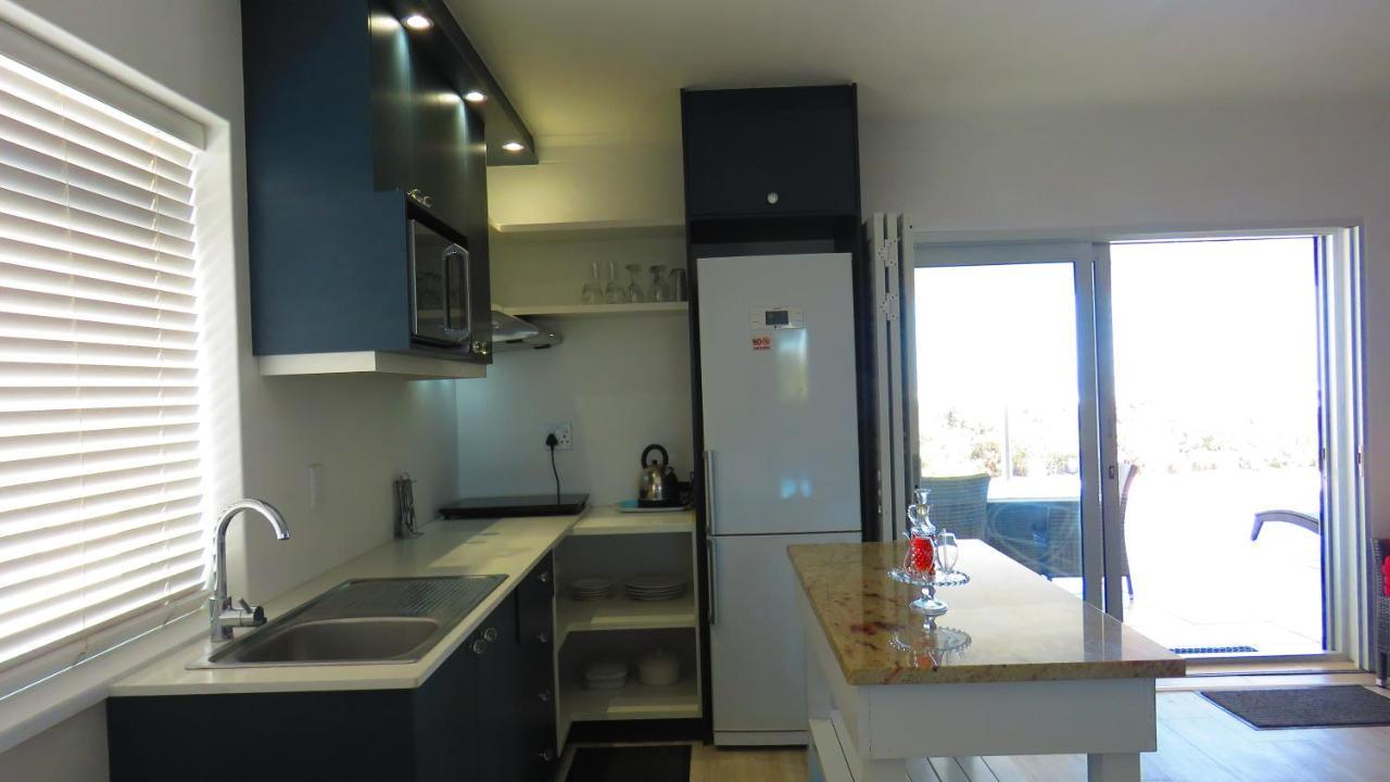 On The Beach Apartments Yzerfontein Extérieur photo