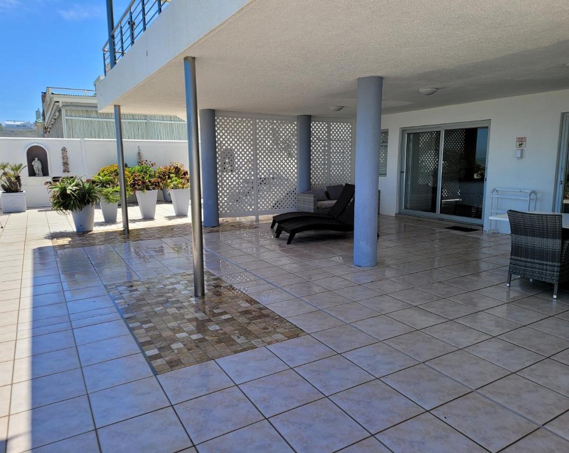 On The Beach Apartments Yzerfontein Extérieur photo