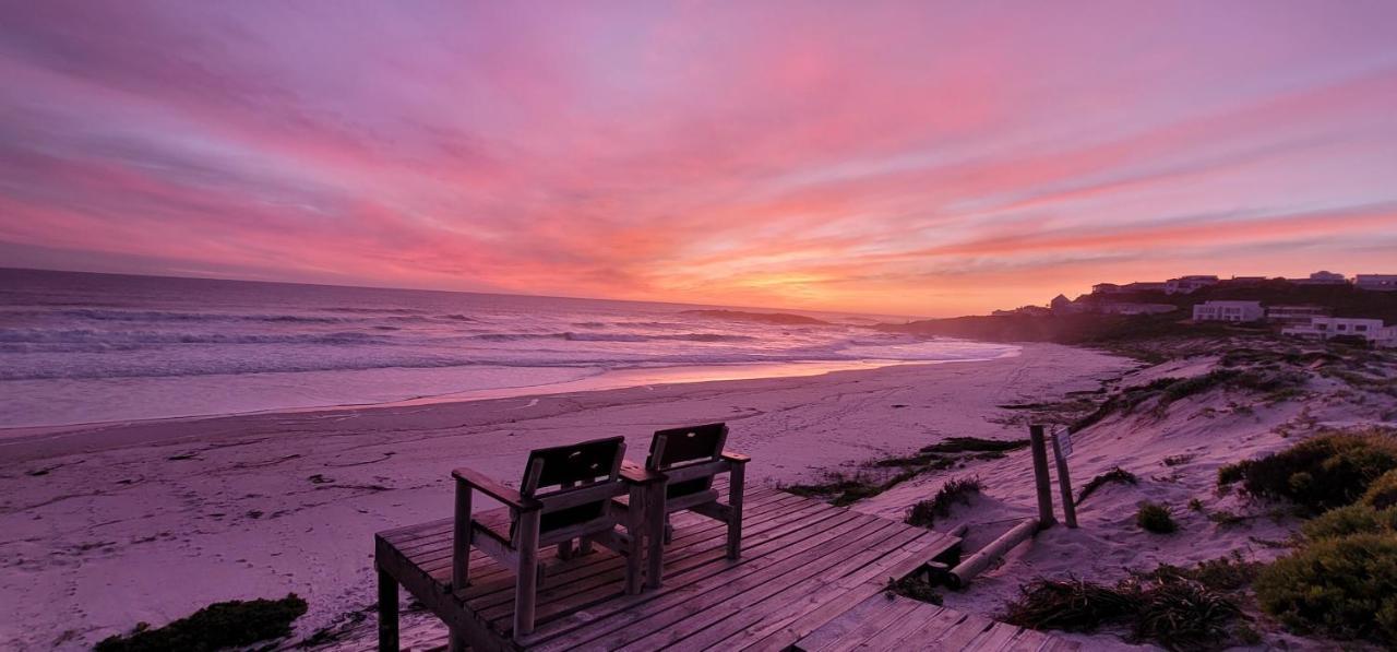 On The Beach Apartments Yzerfontein Extérieur photo